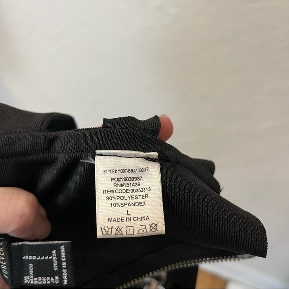 Black Cropped Bra Top Bandage Buckles Festival Goth Gothic Western Boho Large L - Picture 8 of 8